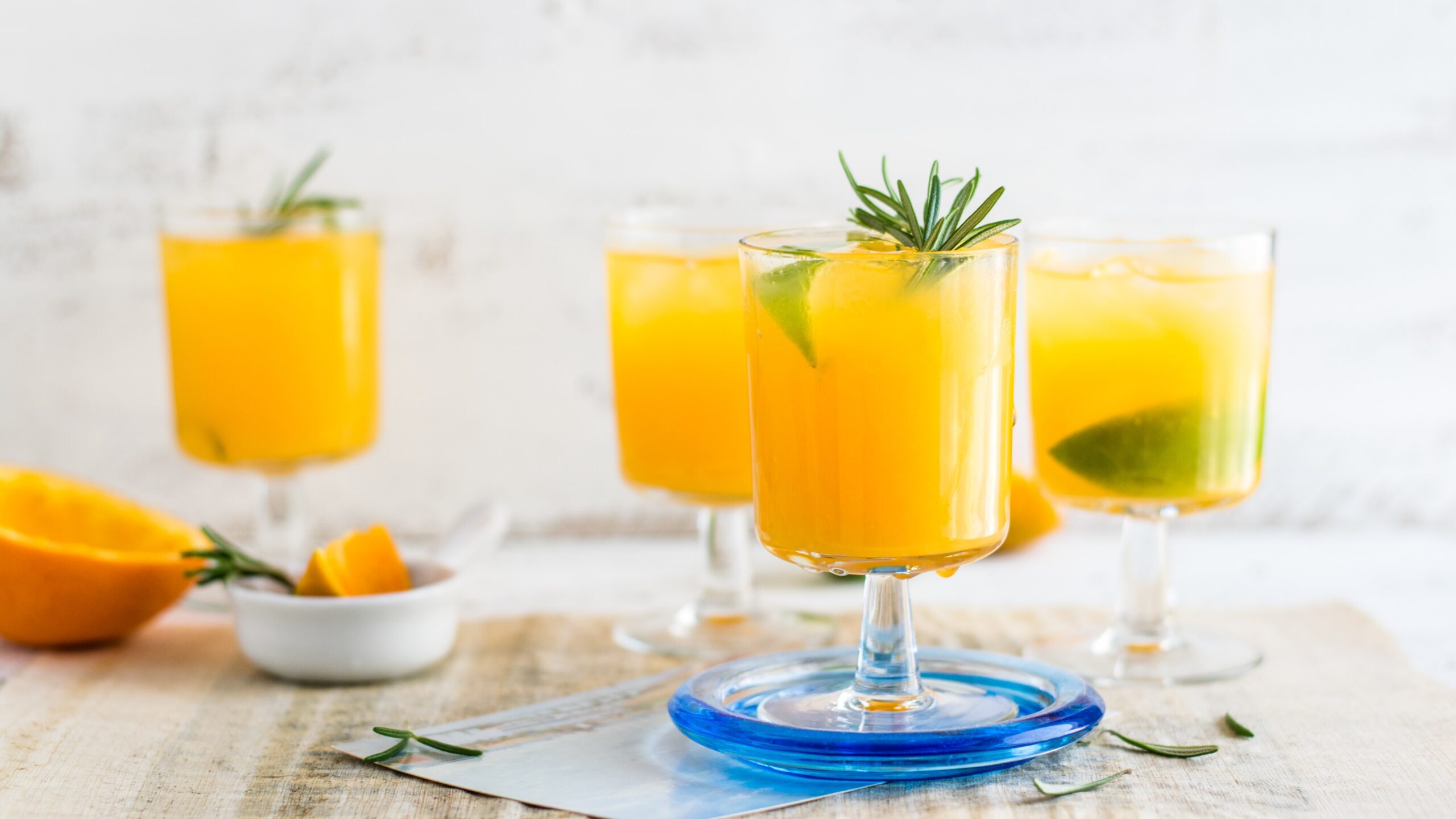 Mango cocktails