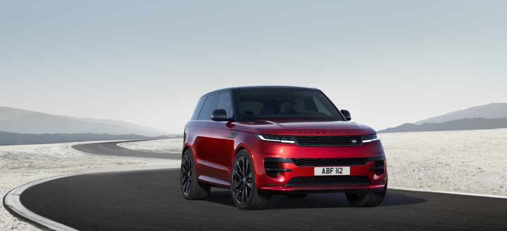 Range Rover Sport 2023 in red