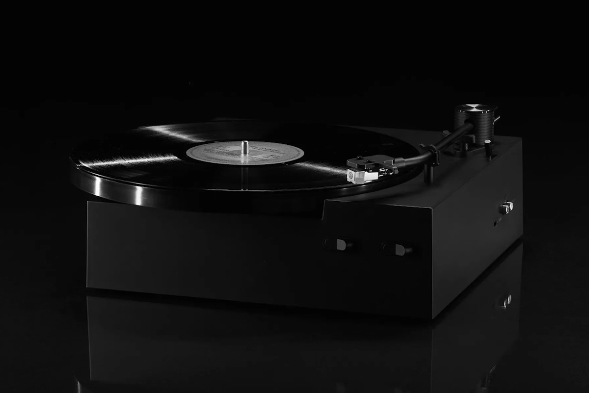 IKEA Obegransad record player
